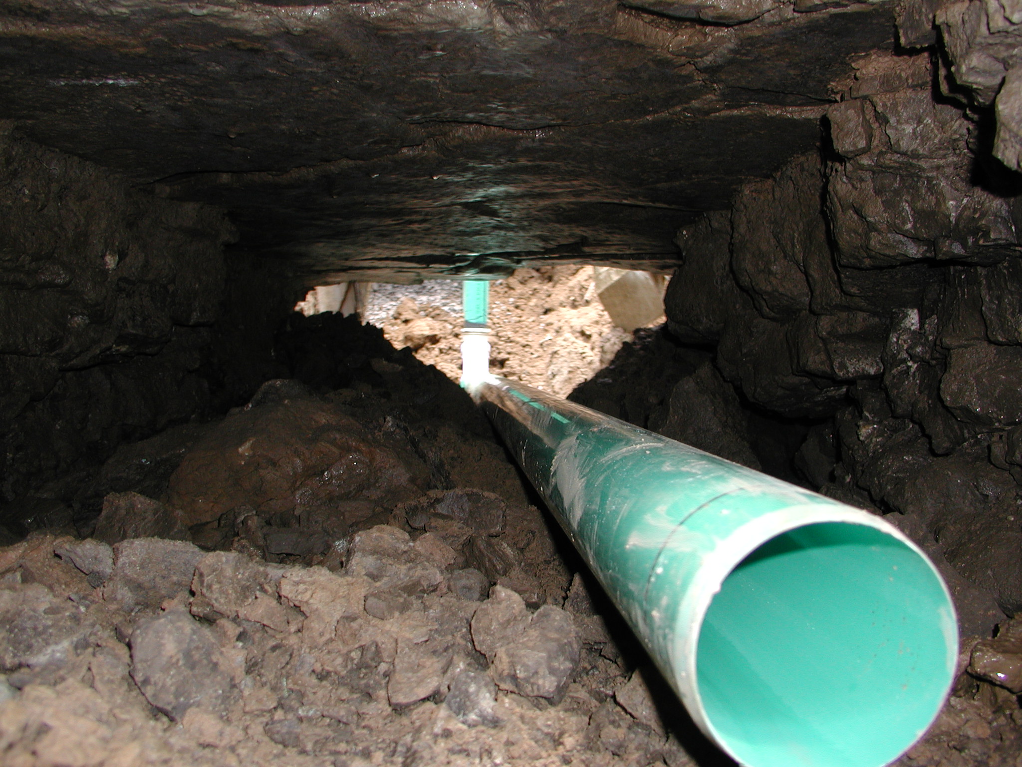 Tunnel under East Ave (15)
